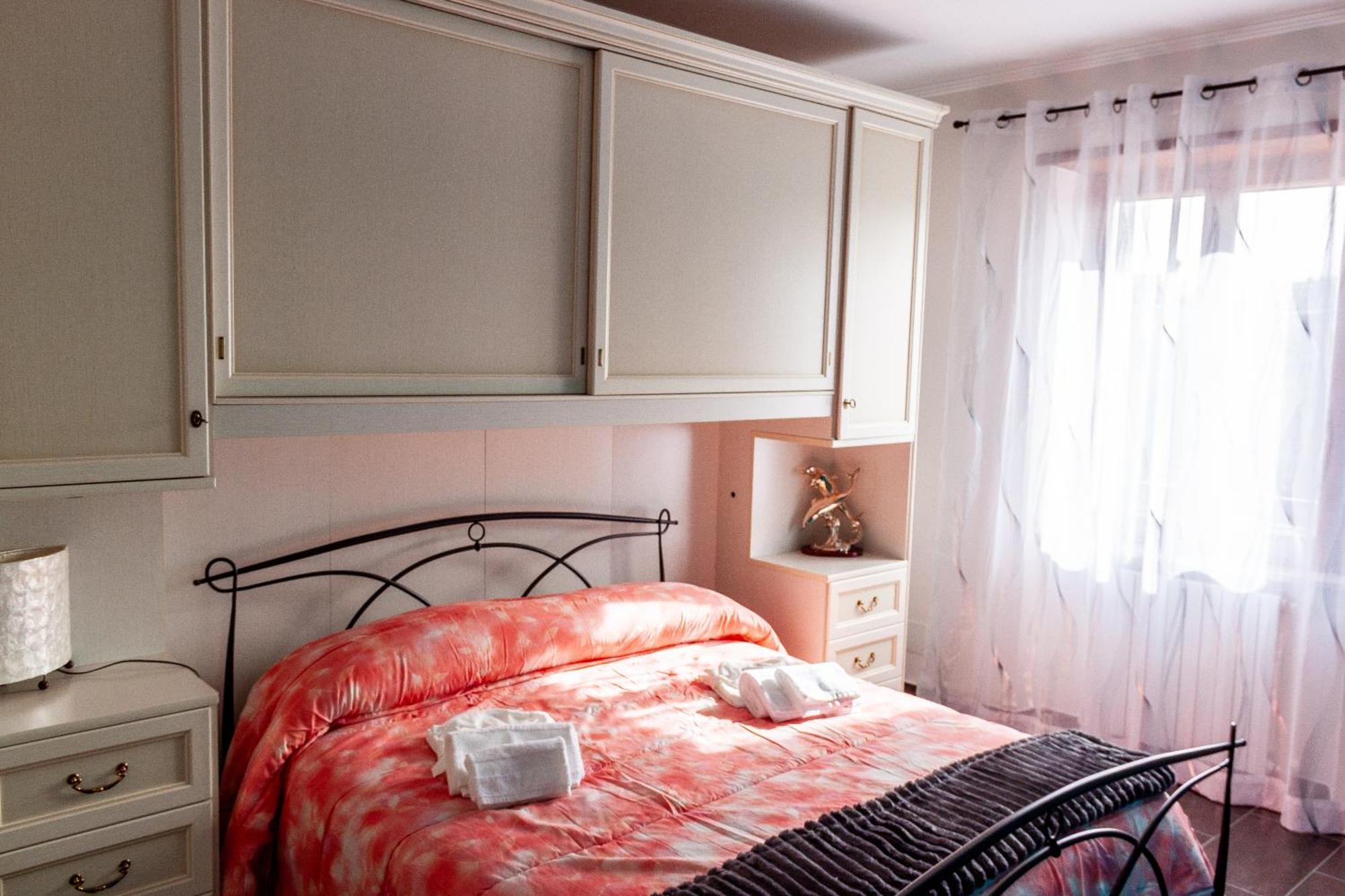 A Casa Di Marco Guesthouse - Apt Di Ciampino E Stazione Per Roma Marino Εξωτερικό φωτογραφία